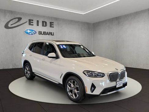 Used 2024 BMW X3 xDrive30i AWD/4WD image 1