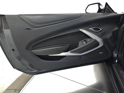 Used 2023 Chevrolet Camaro SS RWD image 13