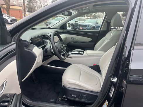 Used 2024 Hyundai Tucson Limited image 3