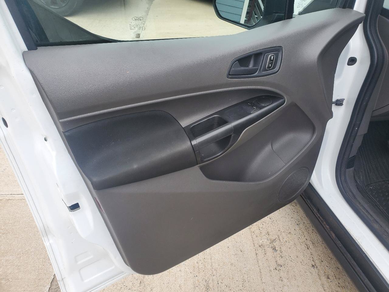 Used 2019 Ford Transit Connect XL FWD image 16