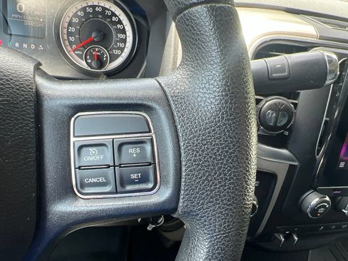 Used 2018 RAM 2500 SLT AWD/4WD image 26