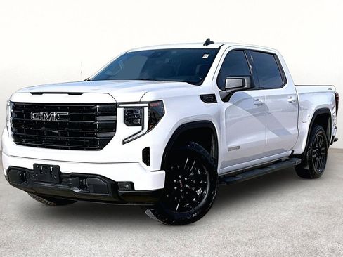 Used 2025 GMC Sierra 1500 Elevation AWD/4WD image 14