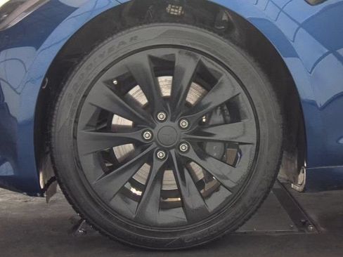 Used 2018 Tesla Model S 100D AWD/4WD image 8