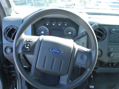 Used 2011 Ford F350 XL w/ FX4 Off Road Pkg image 9