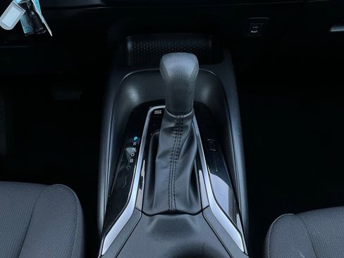 Used 2025 Toyota Corolla LE image 22