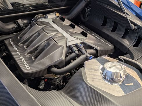 Used 2022 Ford GT image 13