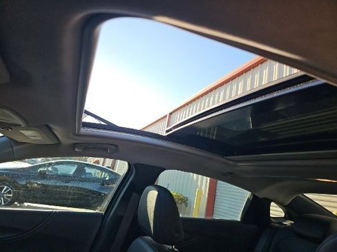 Used 2024 Chevrolet Malibu LT image 10