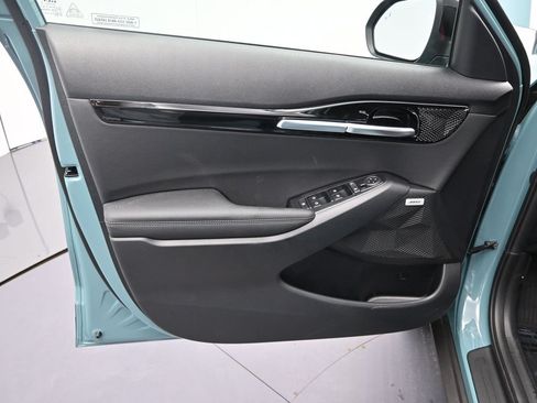 Certified 2026 Kia Seltos SX AWD/4WD image 18