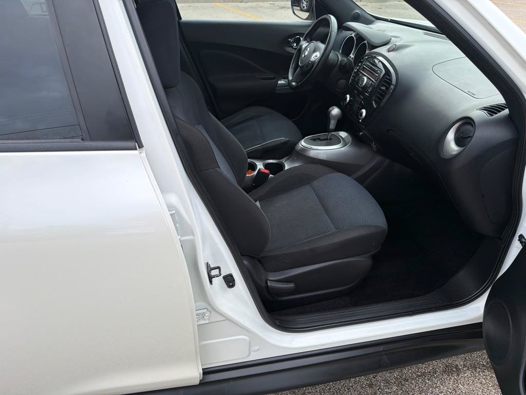 Used 2014 Nissan Juke SV AWD/4WD image 10