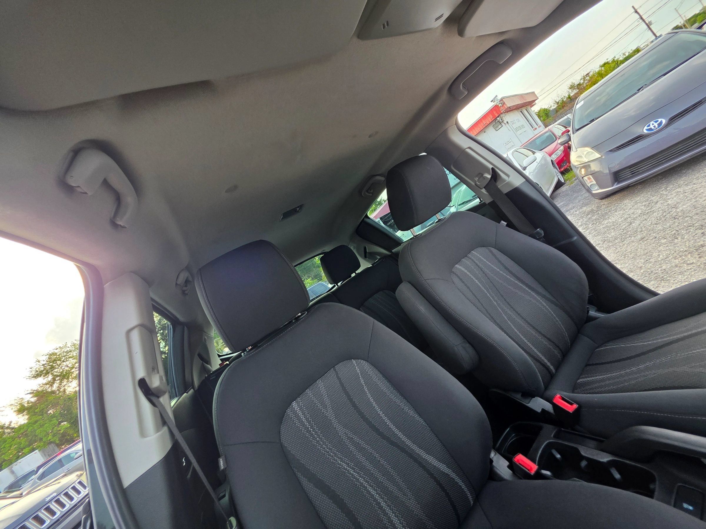 Used 2016 Chevrolet Sonic LT FWD image 21