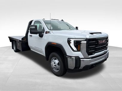 New 2026 GMC Sierra 3500 Pro w/ Convenience Package