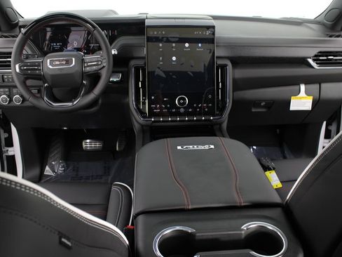 New 2026 GMC Yukon XL AT4 Ultimate AWD/4WD image 13