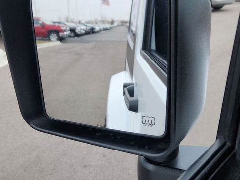 Used 2015 Jeep Wrangler Sahara image 34