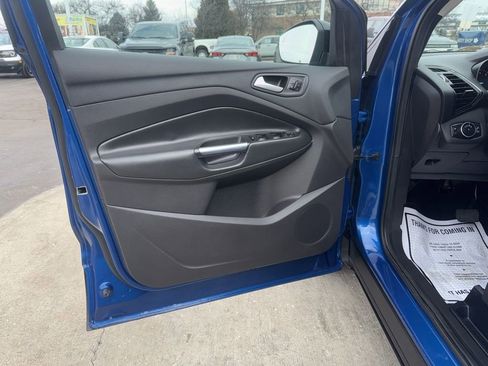 Used 2017 Ford Escape Titanium image 15