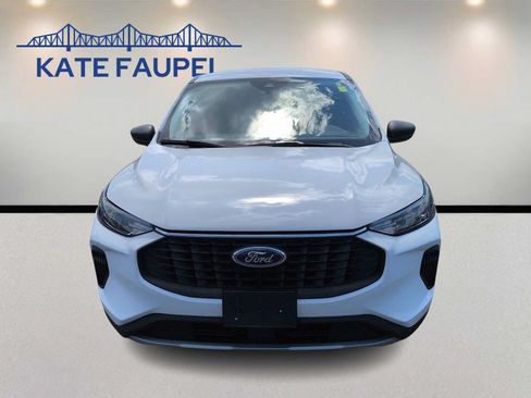 Used 2025 Ford Escape Active AWD/4WD image 2