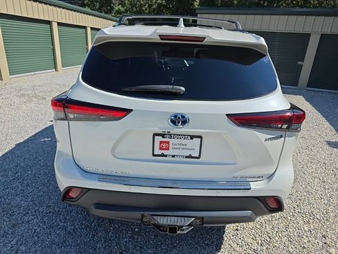 Certified 2020 Toyota Highlander Platinum AWD/4WD image 6
