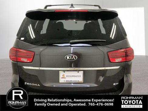Used 2020 Kia Sedona EX FWD image 5
