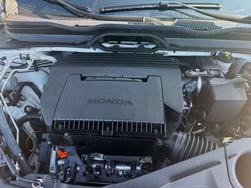 Certified 2025 Honda Pilot TrailSport image 31