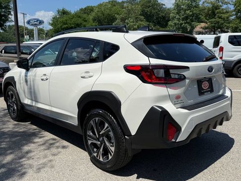 Used 2024 Subaru Crosstrek 2.0i Premium AWD/4WD image 8