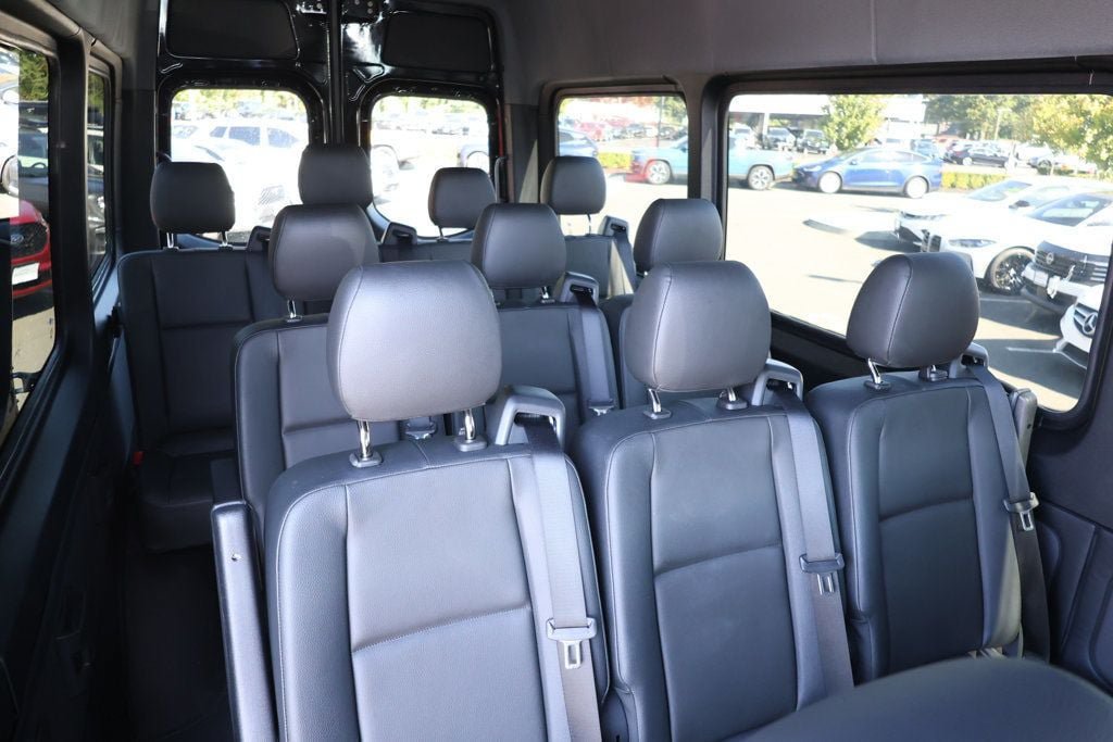 Used 2024 Mercedes-Benz Sprinter 2500 image 20