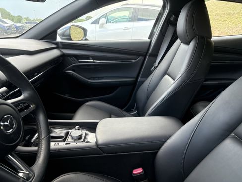 Used 2021 MAZDA MAZDA3 s FWD image 8