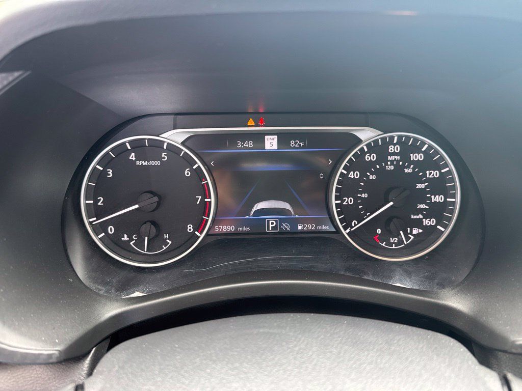 Used 2025 Nissan Sentra SR FWD image 10