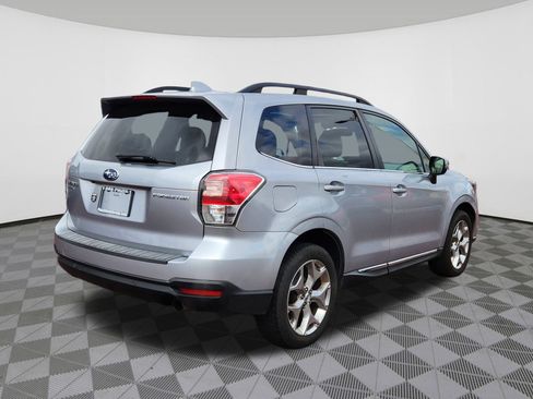 Used 2018 Subaru Forester 2.5i Touring w/ Popular Package #2 image 5