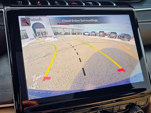 New 2025 Jeep Grand Cherokee Limited w/ Trailer Tow Package image 24