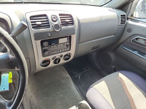 Used 2005 Chevrolet Colorado LS RWD image 10