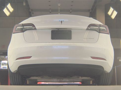 Used 2022 Tesla Model 3 Long Range image 13