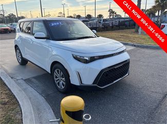 Used 2023 Kia Soul LX video 1