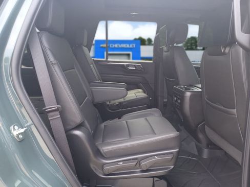 Used 2026 Chevrolet Tahoe Z71 w/ Z71 Off-Road Package AWD/4WD image 27