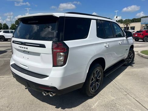 Used 2023 Chevrolet Tahoe Z71 w/ Z71 Off-Road Package AWD/4WD image 9