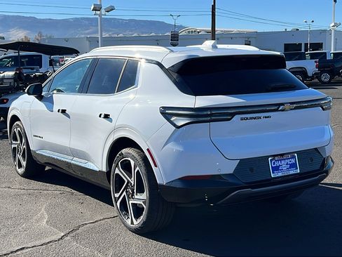 New 2026 Chevrolet Equinox EV LT image 7