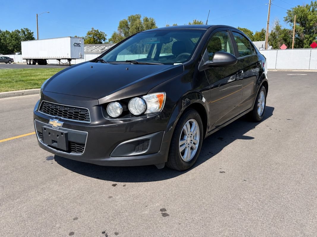 Used 2014 Chevrolet Sonic LT FWD image 1