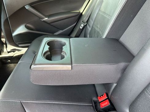 Used 2017 Volkswagen Passat 1.8T R-Line image 37