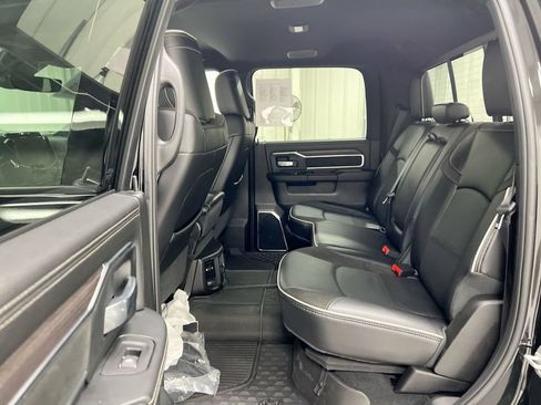 Used 2025 RAM 3500 Laramie AWD/4WD image 22