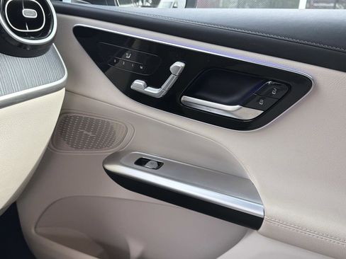 Certified 2024 Mercedes-Benz GLC 300 4MATIC image 18