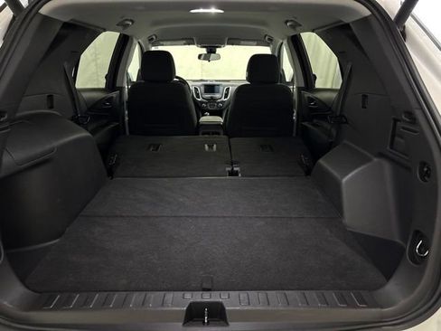 Used 2021 Chevrolet Equinox LT AWD/4WD image 14