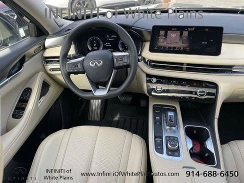 Certified 2025 INFINITI QX60 Luxe w/ Vision Package AWD/4WD image 10