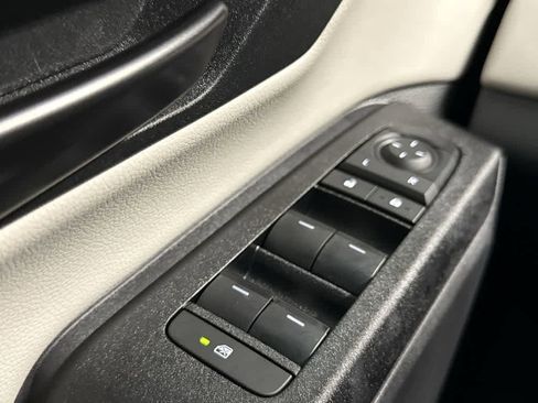 Used 2026 Toyota RAV4 XLE Premium FWD image 17