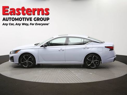 Used 2023 Nissan Altima 2.5 SR w/ SR Premium Package FWD image 61