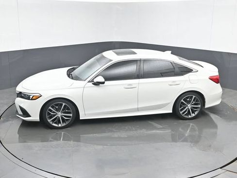 Certified 2024 Honda Civic Touring image 34
