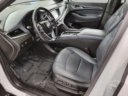 Used 2024 Buick Enclave Essence w/ Sport Touring Edition image 9
