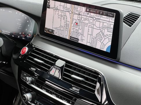 Used 2023 BMW M5 w/ Executive Package image 39