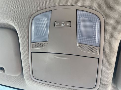 Used 2019 Hyundai Elantra SEL FWD image 18