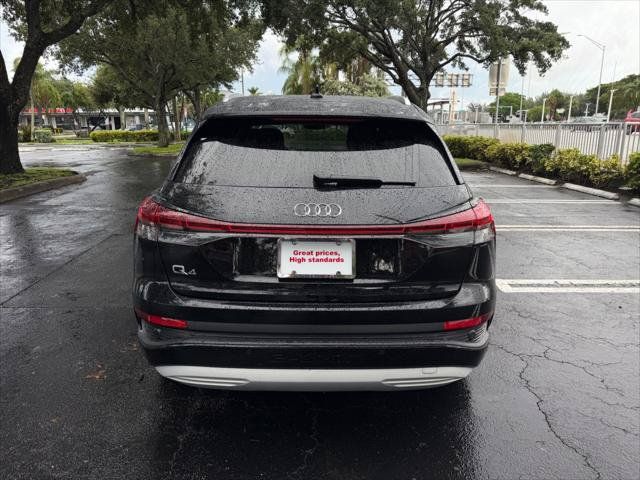 Used 2023 Audi Q4 e-tron Premium Plus RWD image 4