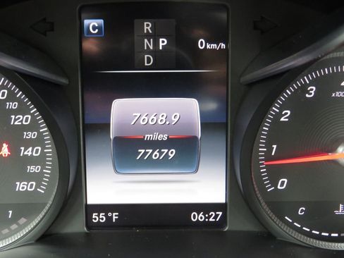 Used 2018 Mercedes-Benz C 300 4MATIC Sedan image 20