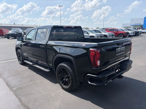 Used 2024 GMC Sierra 1500 Elevation w/ LPO, Elevation Black Package AWD/4WD image 7
