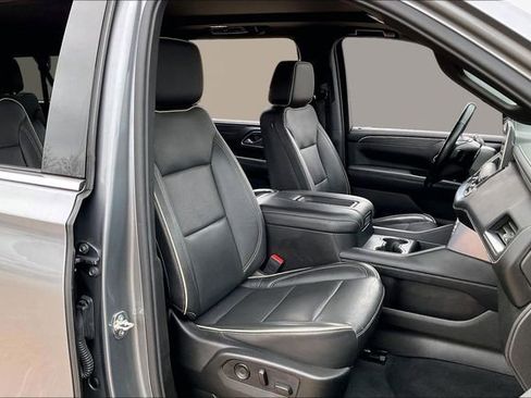 Used 2021 GMC Yukon XL SLT w/ SLT Luxury Plus Package image 21